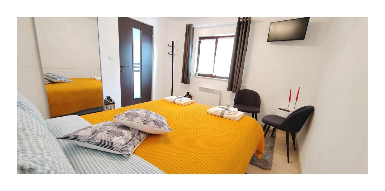 R&B Guest House Câmpulung Moldovenesc Dış mekan fotoğraf