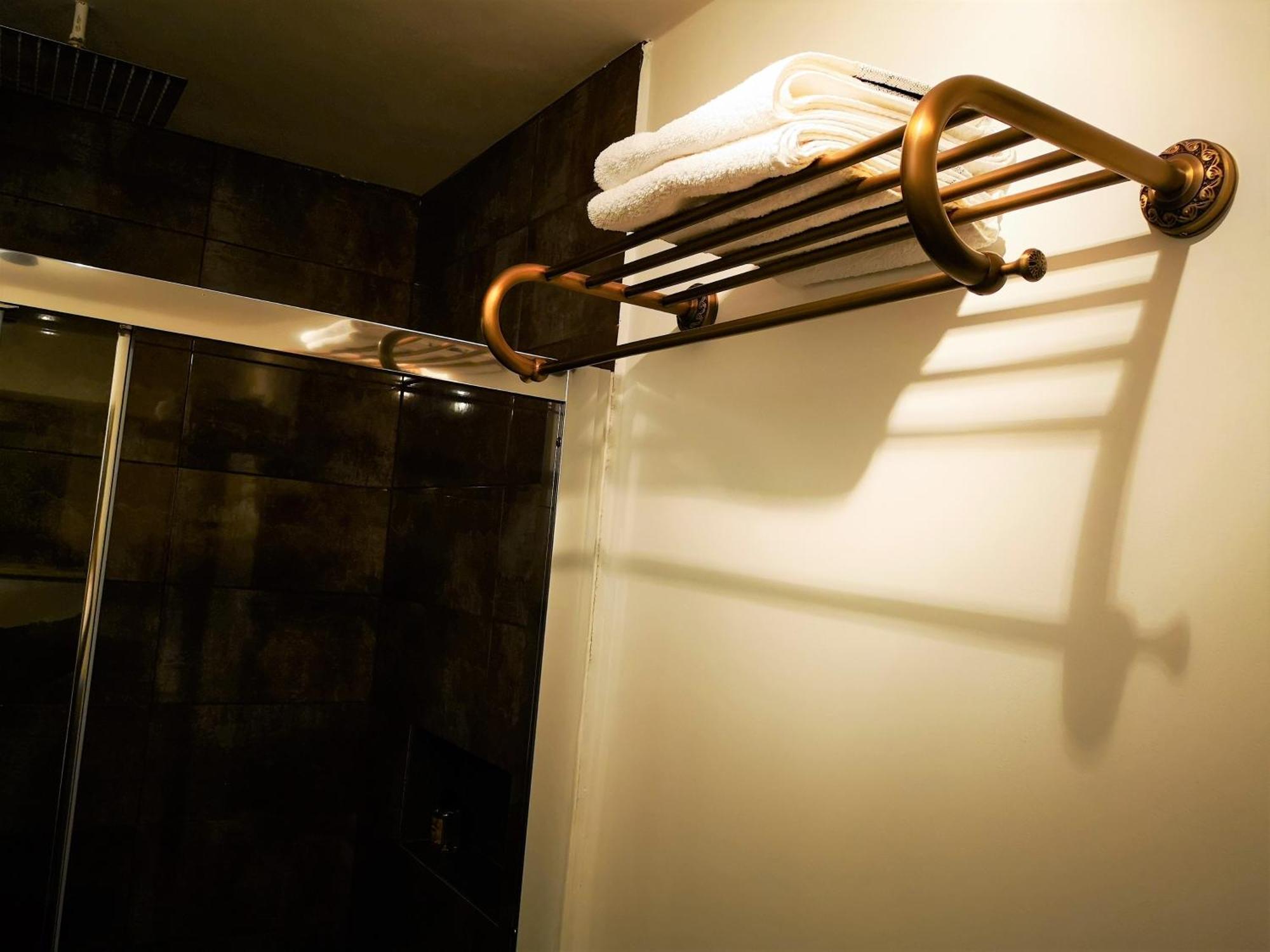 R&B Guest House Câmpulung Moldovenesc Dış mekan fotoğraf